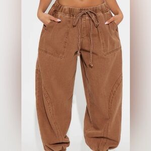 NWT FASHION NOVA Chocolate Washed Jogger Pants Size 2X
